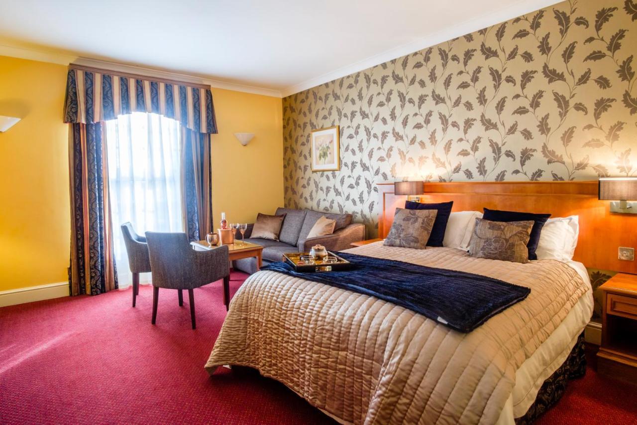 The Gretna Chase Hotel ภายนอก รูปภาพ