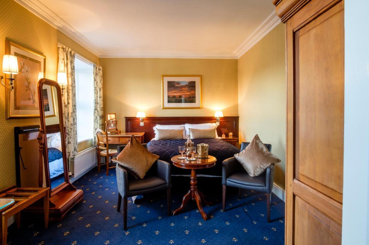 The Gretna Chase Hotel ภายนอก รูปภาพ